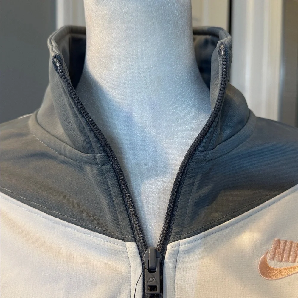 Nike Element Thermal Brown And White‎ Zip up Jacket Women's Size Small NWT